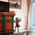 Schwalbennest Velden