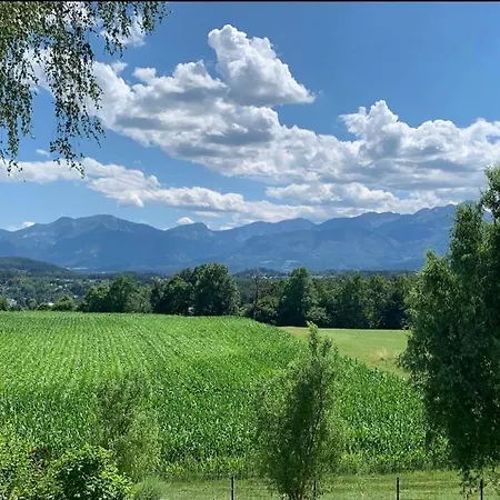 Schwalbennest Velden