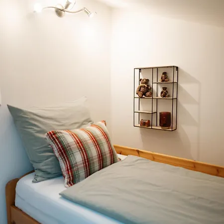 Apartment Schwalbennest Velden