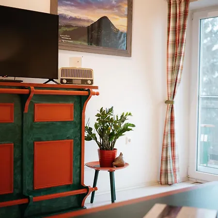 Schwalbennest Velden