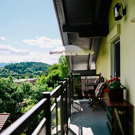 Schwalbennest Velden *